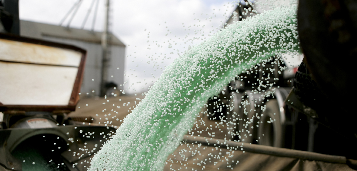 free flouring fertilizer.jpg